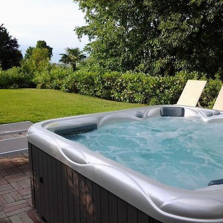 Casal Del Pigno Bed and Breakfast Peschiera del Garda Eksteriør billede