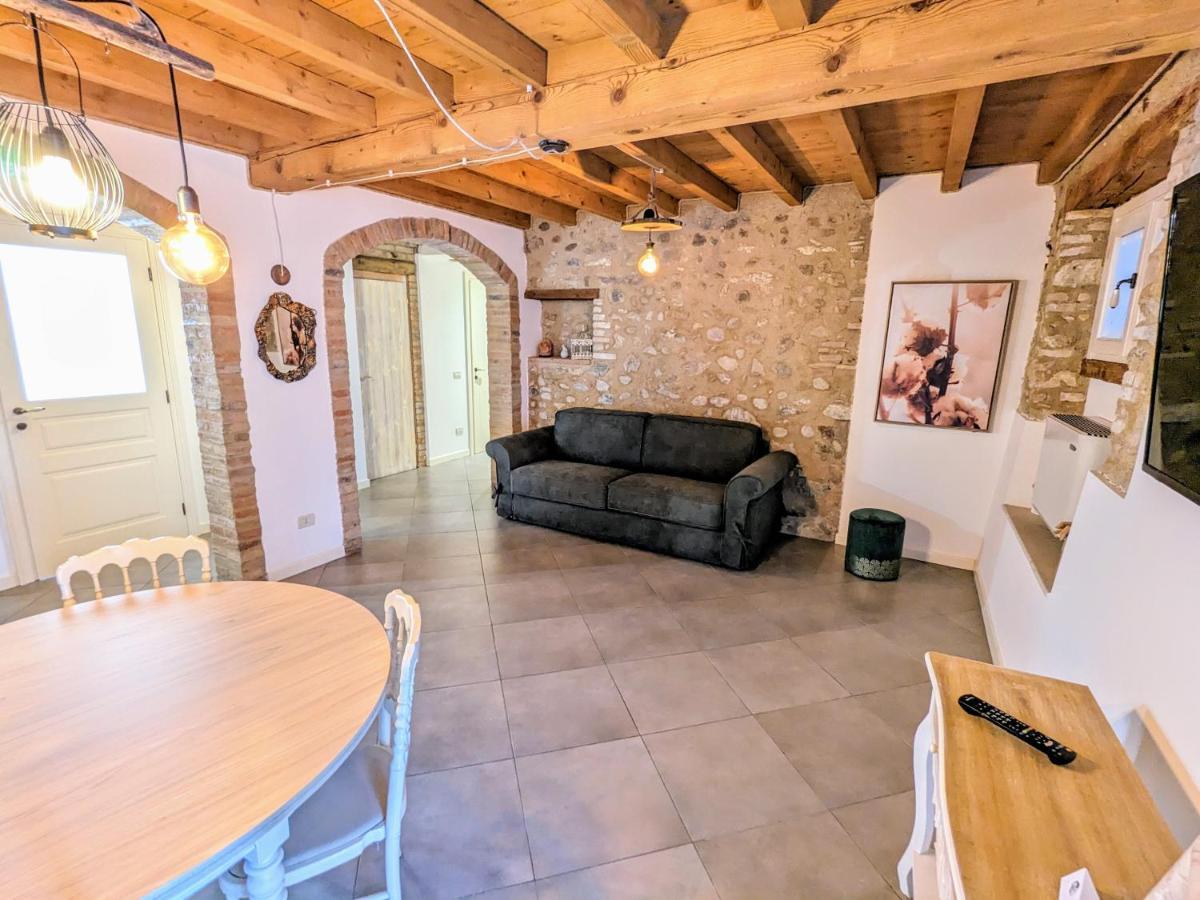Casal Del Pigno Bed and Breakfast Peschiera del Garda Eksteriør billede