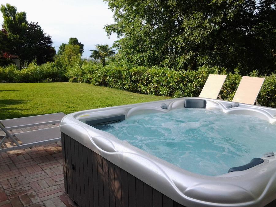 Casal Del Pigno Bed and Breakfast Peschiera del Garda Eksteriør billede